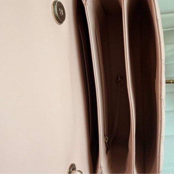 Chanel Trendy CC Pink Quilted Handbag - Picture 13 of 14